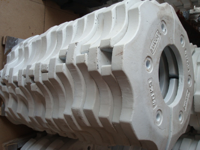 欧豹18kg—45kg福田雷沃欧豹拖拉机配重铁